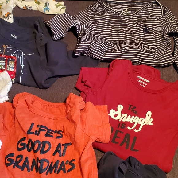 12-18 month baby onesie set - Picture 3 of 5